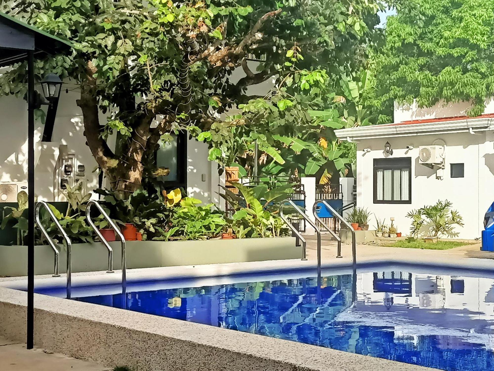 Alona Whitehouses Resort بنغلاو المظهر الخارجي الصورة